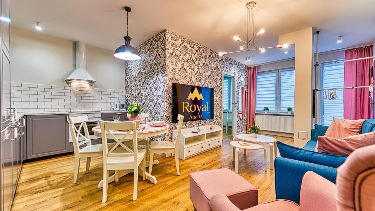 Apartamenty Centrum - Wyszynskiego 9 By Royal Aparts Świeradów-Zdrój Kültér fotó