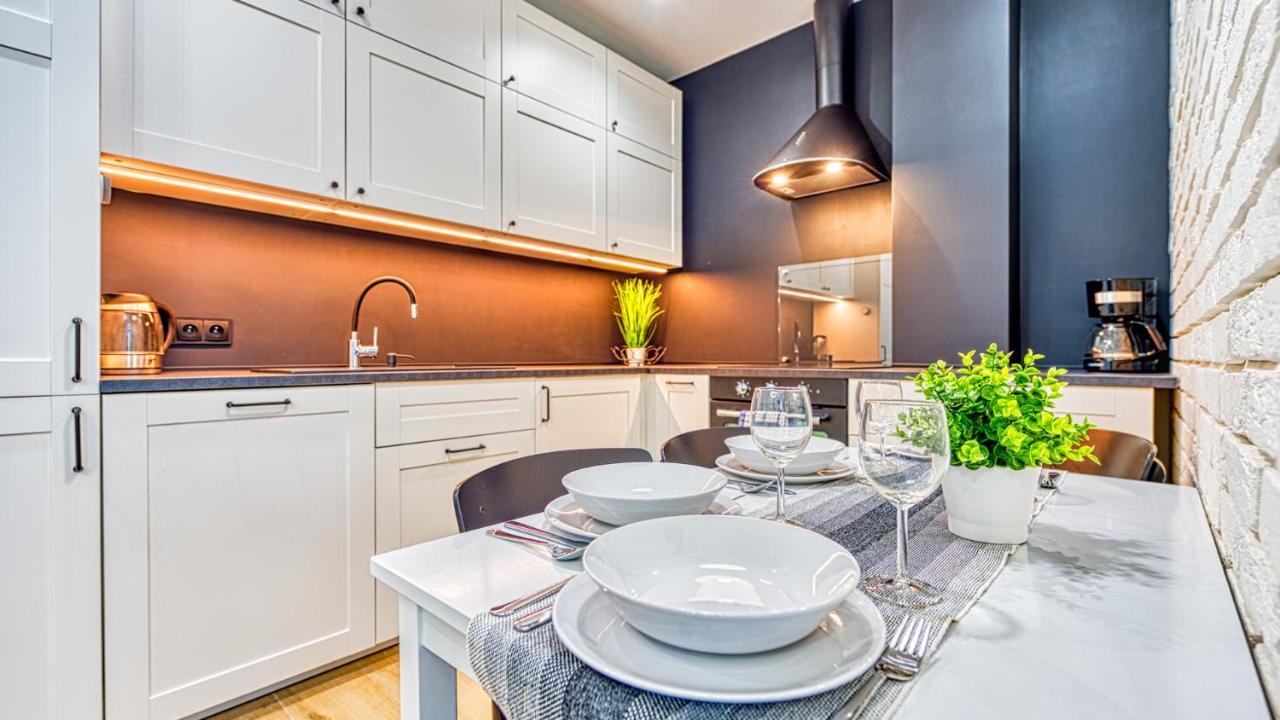 Apartamenty Centrum - Wyszynskiego 9 By Royal Aparts Świeradów-Zdrój Kültér fotó
